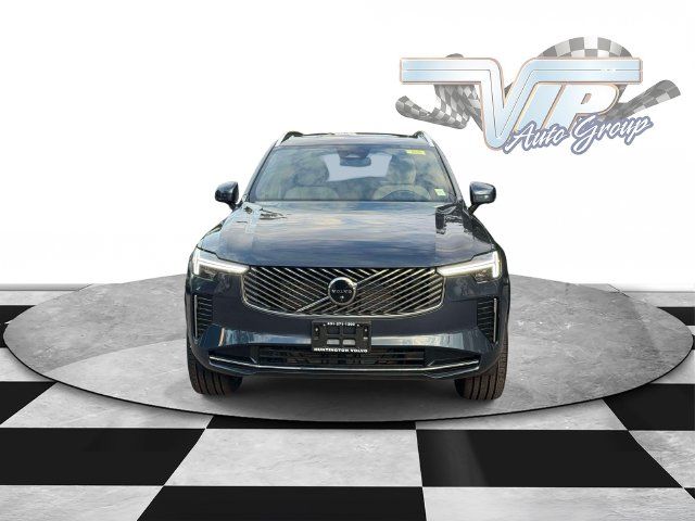 2026 Volvo XC90 Plus