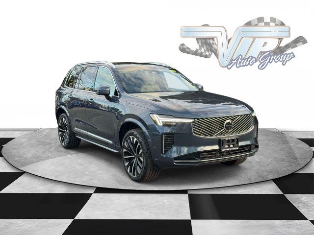 2026 Volvo XC90 Plus
