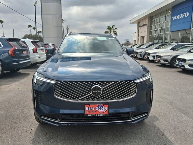 2026 Volvo XC90 Plus