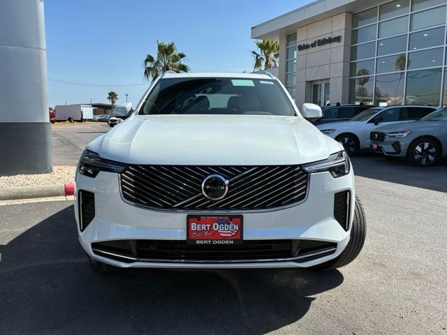 2026 Volvo XC90 Plus