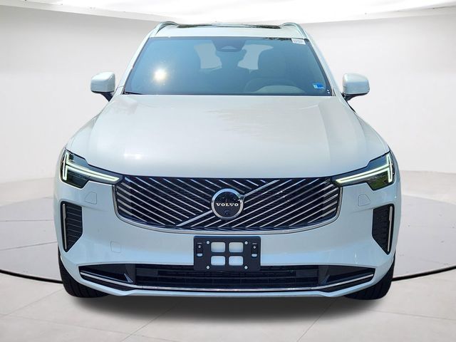 2026 Volvo XC90 Plus