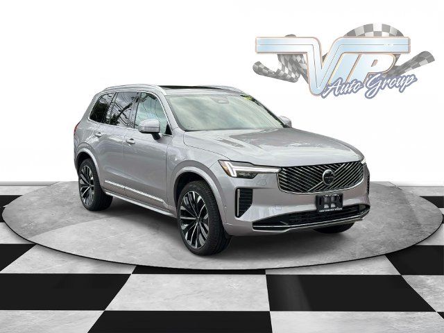 2026 Volvo XC90 Plus
