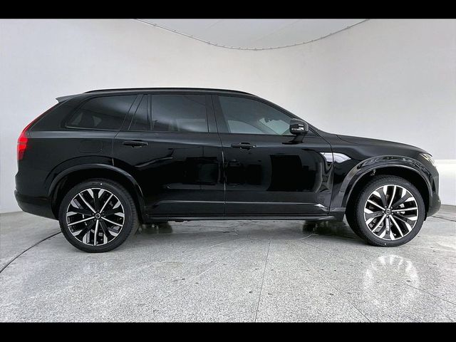 2026 Volvo XC90 Ultra Dark Theme