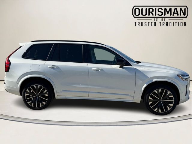 2026 Volvo XC90 Ultra Dark Theme