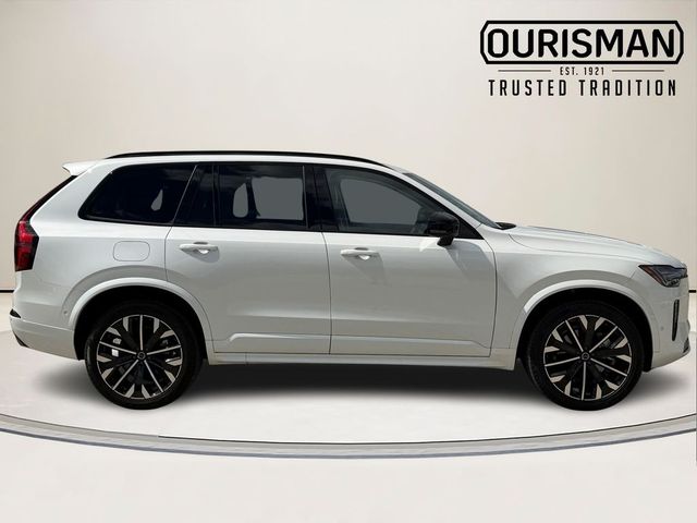 2026 Volvo XC90 Ultra Dark Theme
