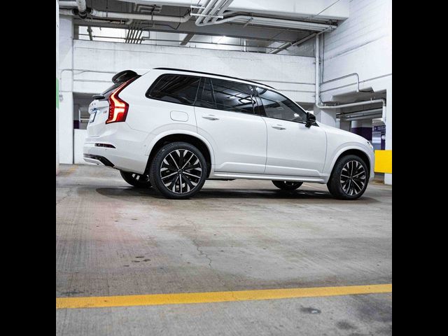 2026 Volvo XC90 Ultra Dark Theme