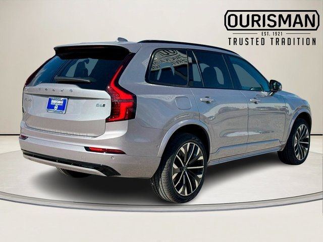 2026 Volvo XC90 Ultra Dark Theme