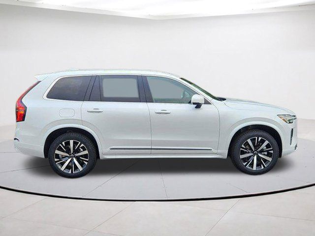 2026 Volvo XC90 Core