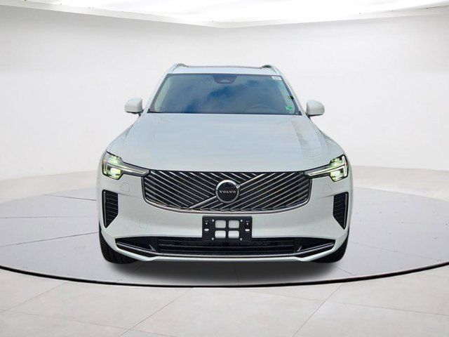 2026 Volvo XC90 Core