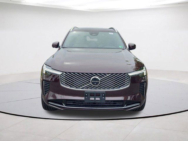 2026 Volvo XC90 Plus