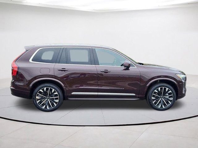 2026 Volvo XC90 Plus