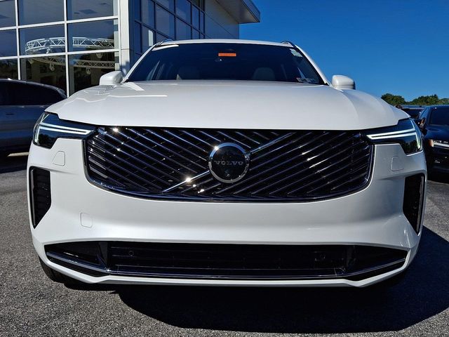 2026 Volvo XC90 Plus