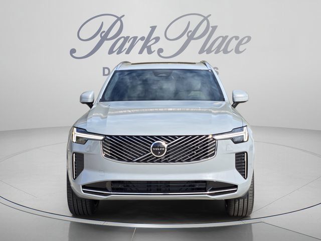 2026 Volvo XC90 Plus