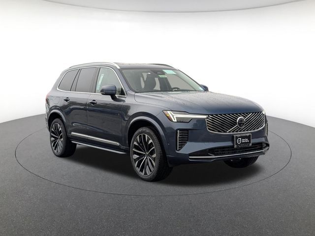 2026 Volvo XC90 Plus
