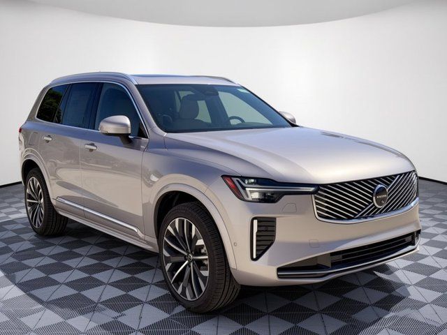 2026 Volvo XC90 Plus