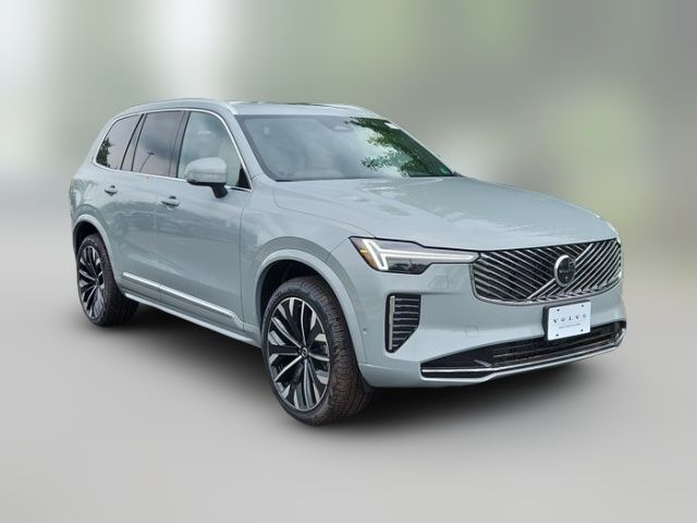 2026 Volvo XC90 Plus