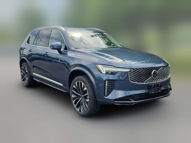 2026 Volvo XC90 Plus