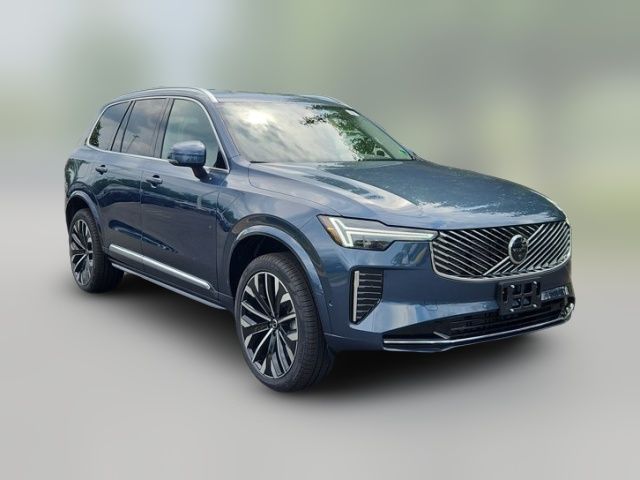 2026 Volvo XC90 Plus