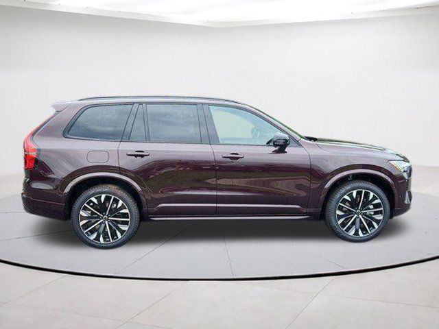 2026 Volvo XC90 Ultra Dark Theme
