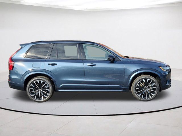 2026 Volvo XC90 Ultra Dark Theme