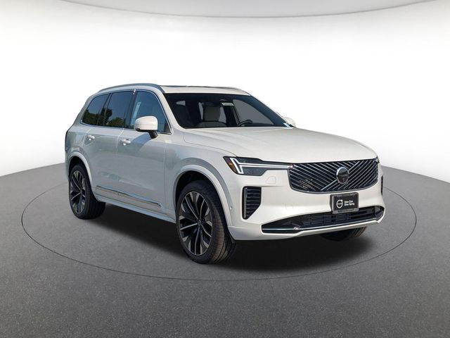 2026 Volvo XC90 Plug-In Hybrid Plus