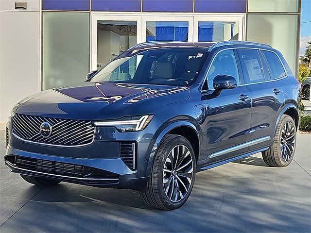 2026 Volvo XC90 Plug-In Hybrid Plus