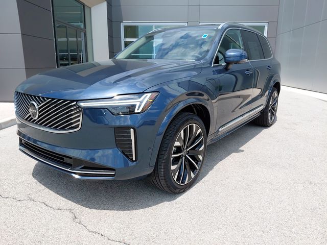 2026 Volvo XC90 Plug-In Hybrid Plus