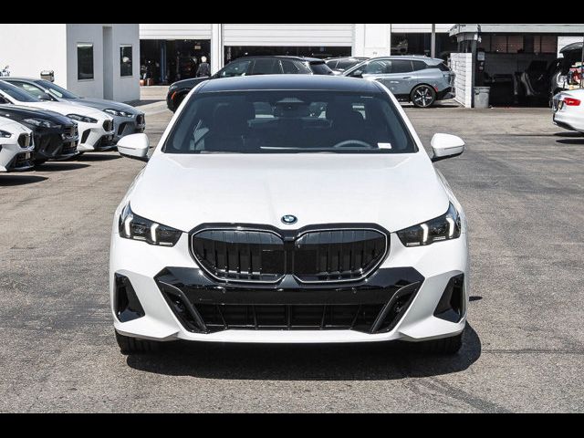2027 BMW 5 Series 550e xDrive