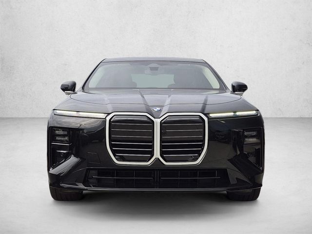 2027 BMW 7 Series 740i xDrive