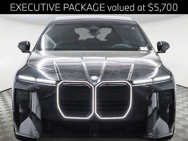 2027 BMW 7 Series 740i