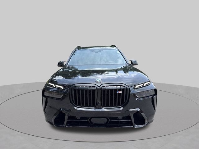2027 BMW X7 M60i
