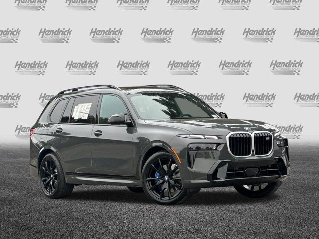 2027 BMW X7 M60i