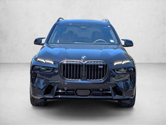 2027 BMW X7 M60i
