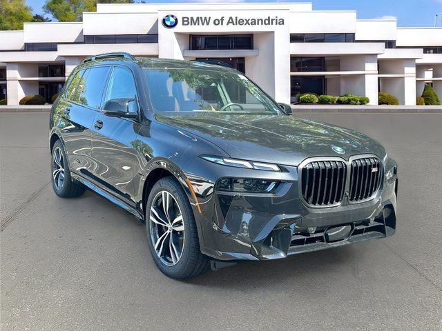 2027 BMW X7 M60i