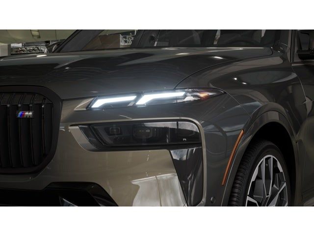 2027 BMW X7 M60i