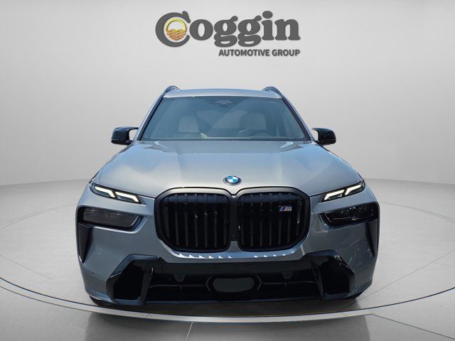 2027 BMW X7 M60i