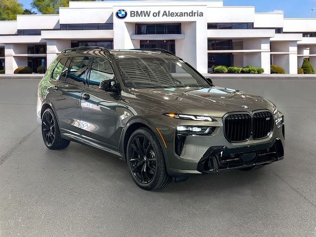 2027 BMW X7 M60i