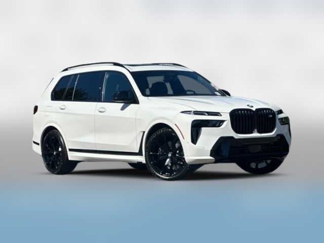 2027 BMW X7 M60i