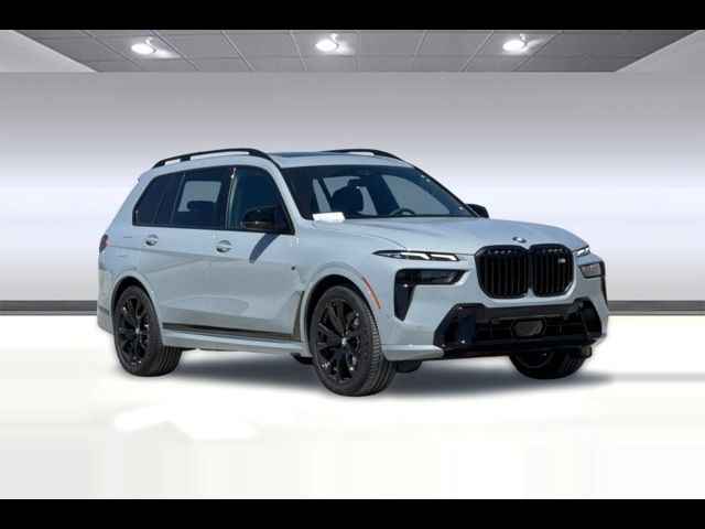 2027 BMW X7 M60i