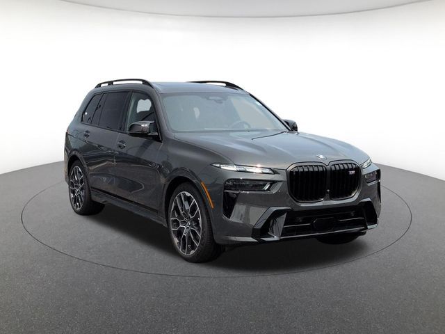 2027 BMW X7 M60i
