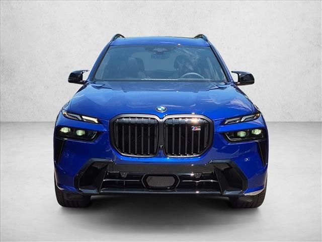 2027 BMW X7 M60i