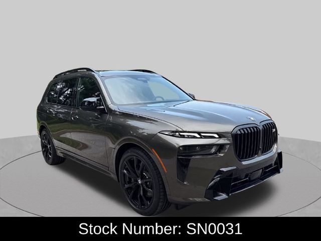 2027 BMW X7 M60i