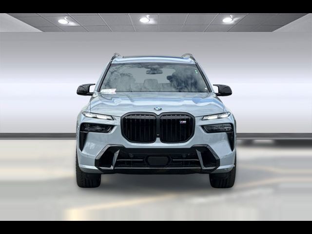 2027 BMW X7 M60i