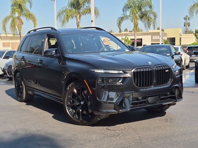 2027 BMW X7 M60i