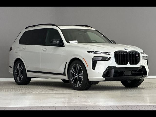 2027 BMW X7 M60i