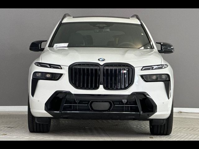 2027 BMW X7 M60i