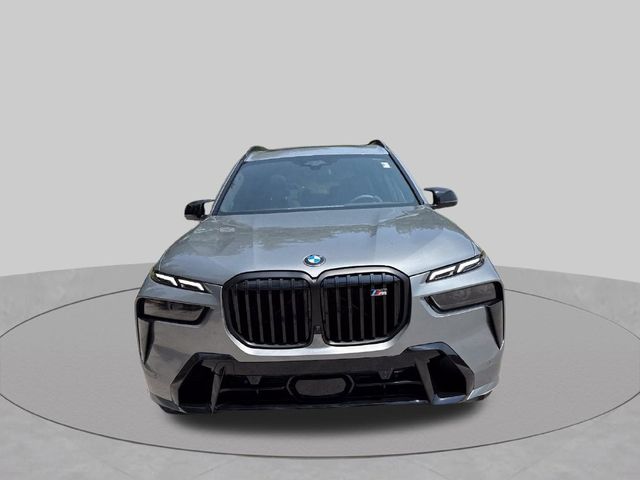 2027 BMW X7 M60i
