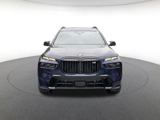 2027 BMW X7 M60i