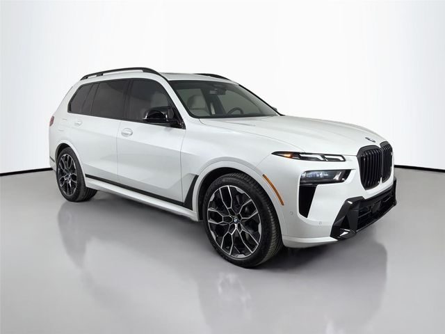 2027 BMW X7 M60i