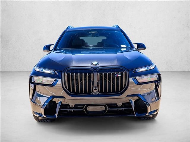 2027 BMW X7 M60i